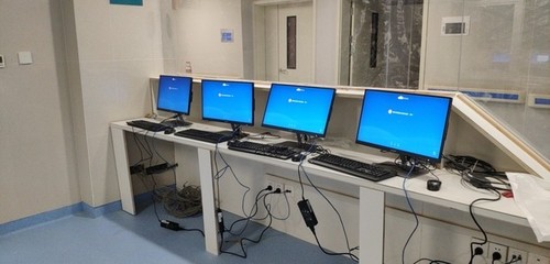 “就一套防護服，那天沒敢喝一口水”——一位抗疫前線網絡工程師的十二小時